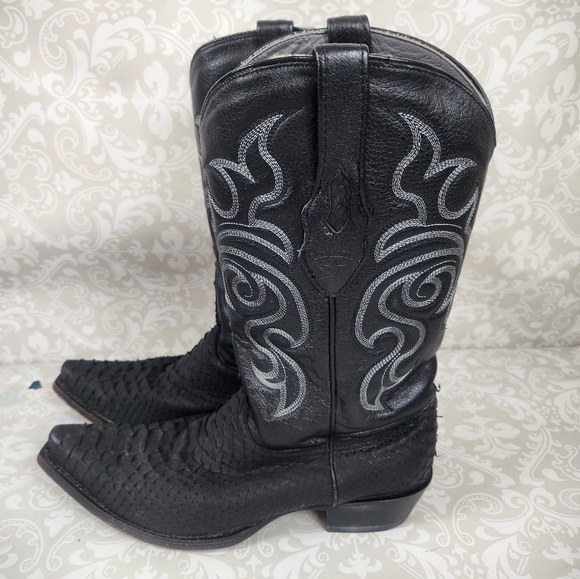 Men's Los Altos Black Python and Silver Stitching Western Boots - Picture 5 of 11